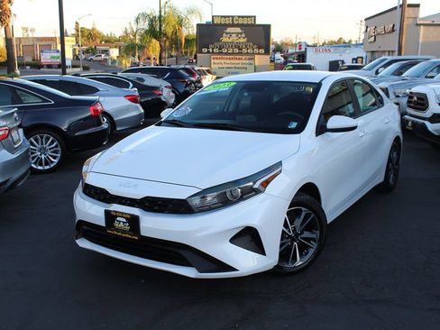 Used 2023 Kia Forte LXS FWD image 34