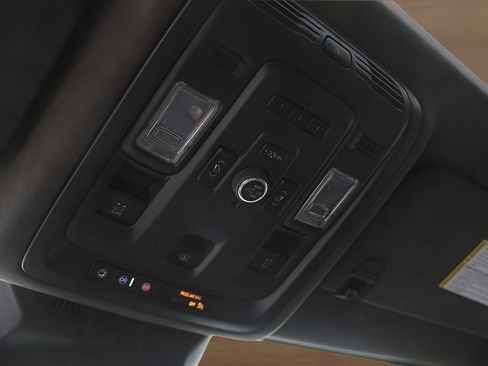 Used 2023 Cadillac Escalade Premium Luxury Platinum image 20