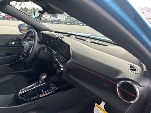 New 2026 Chevrolet Trax RS FWD image 25