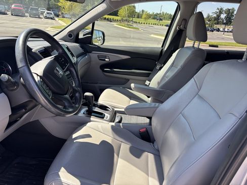 Used 2019 Honda Pilot EX-L image 16