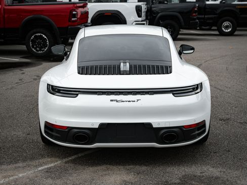Used 2023 Porsche 911 Carrera T image 9