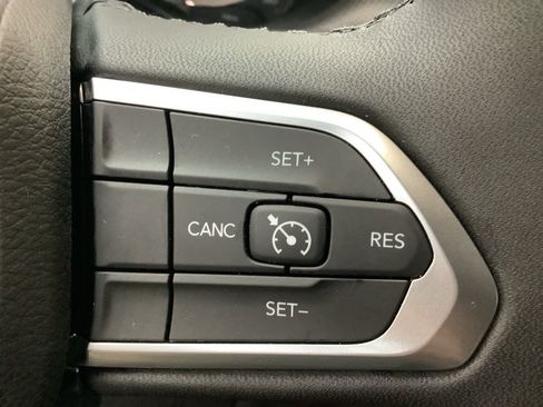 New 2026 Jeep Compass Latitude AWD/4WD image 15