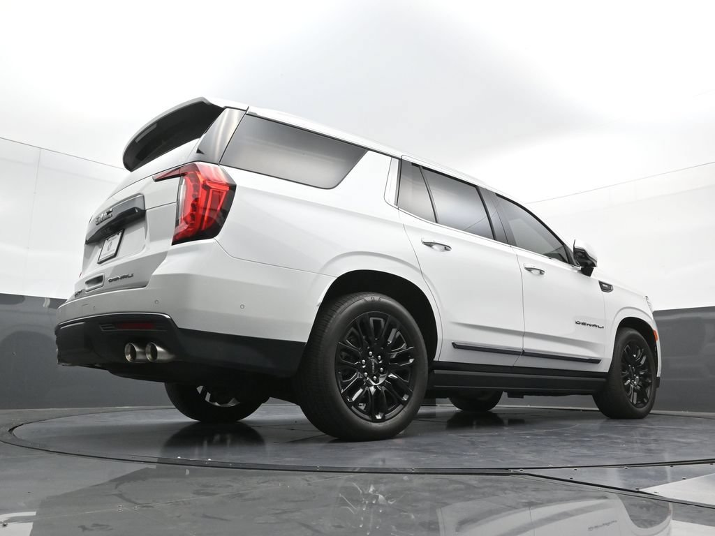 Used 2023 GMC Yukon Denali Ultimate AWD/4WD image 29
