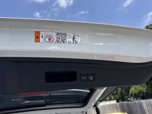Used 2026 Toyota 4Runner Limited AWD/4WD image 34