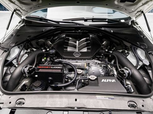Used 2020 Nissan GT-R Premium AWD/4WD image 46