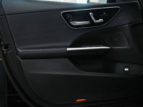 Used 2022 Mercedes-Benz C 300 4MATIC Sedan image 11