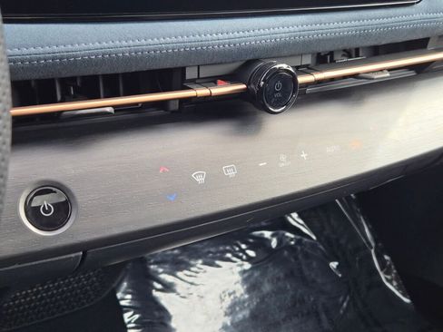 Used 2023 Nissan Ariya image 27