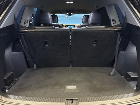 Used 2024 Volkswagen Atlas SE AWD/4WD image 27