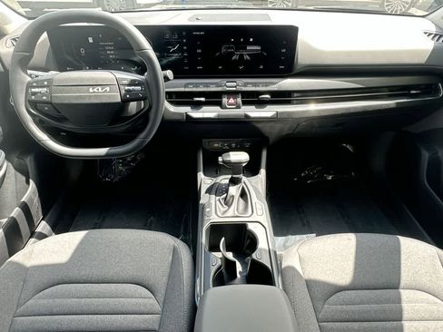 Used 2025 Kia K4 EX FWD image 24