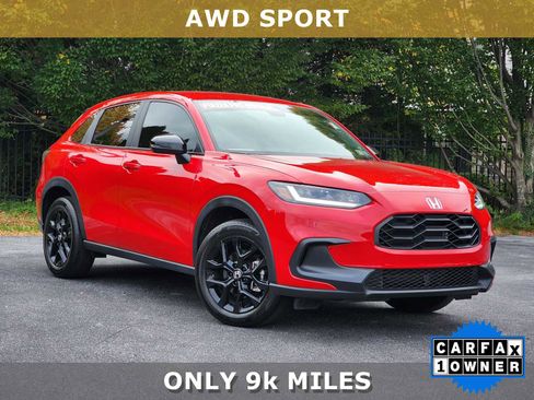 Used 2024 Honda HR-V Sport image 1