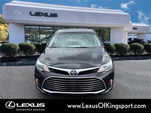 Used 2016 Toyota Avalon XLE Premium image 8