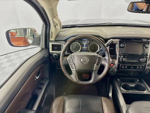 Used 2017 Nissan Titan Platinum Reserve w/ Off-Road Package AWD/4WD image 23