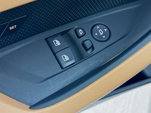 Used 2026 BMW 430i Coupe w/ Parking Assistance Package image 18