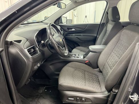 Used 2022 Chevrolet Equinox LT FWD image 19