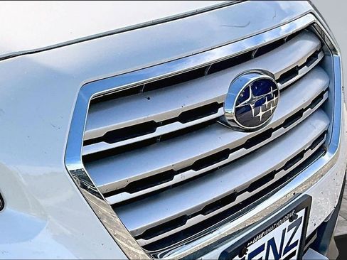 Used 2017 Subaru Outback 2.5i Limited AWD/4WD image 29