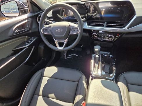 New 2026 Chevrolet Trax ACTIV w/ Sunroof Package image 17