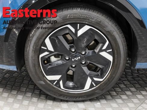 Used 2023 Kia Niro Wave w/ Wave Preserve Package image 32