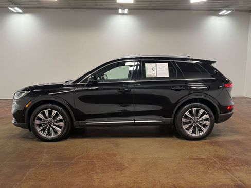 Used 2022 Lincoln Corsair Reserve w/ Equipment Group 201A AWD/4WD image 26