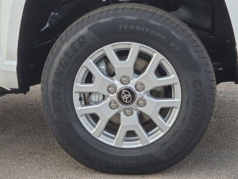 New 2026 Toyota Tacoma SR5 image 11