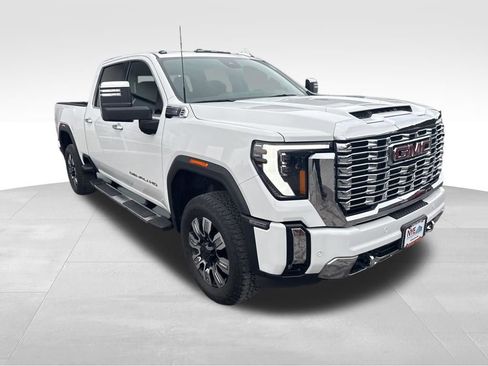 Used 2024 GMC Sierra 3500 Denali w/ Denali Reserve Package image 8