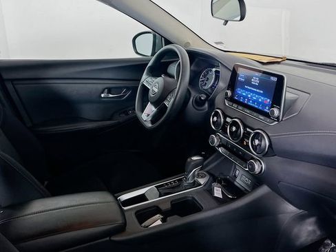 Used 2024 Nissan Sentra SV FWD image 8