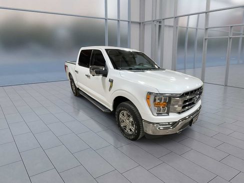 Used 2021 Ford F150 Lariat image 2