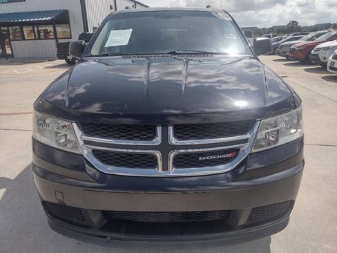 Used 2016 Dodge Journey SE w/ Flexible Seating Group image 2