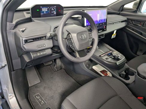 New 2026 Toyota C-HR image 12