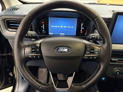 Used 2025 Ford Maverick Lobo AWD/4WD image 23