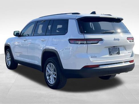 Used 2024 Jeep Grand Cherokee L Laredo image 5