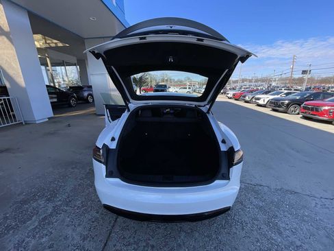 Used 2022 Tesla Model S Plaid image 24