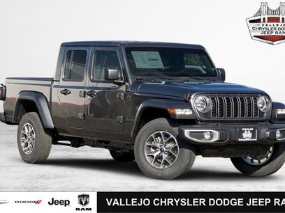 New 2025 Jeep Gladiator Sport