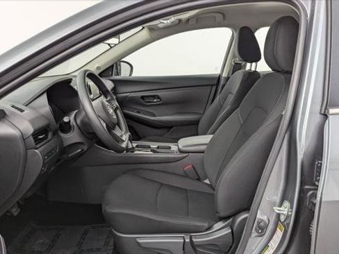 Used 2025 Nissan Sentra S image 14