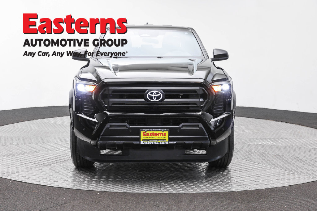 Used 2026 Toyota Tacoma SR w/ SR Upgrade Package RWD image 3