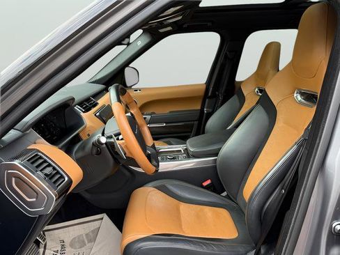 Used 2022 Land Rover Range Rover Sport SVR image 19