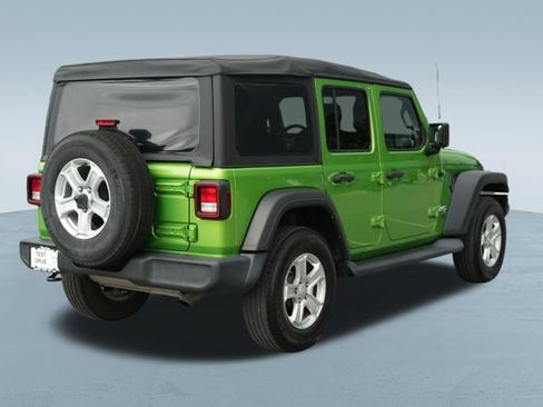 Used 2019 Jeep Wrangler Unlimited Sport S AWD/4WD image 9