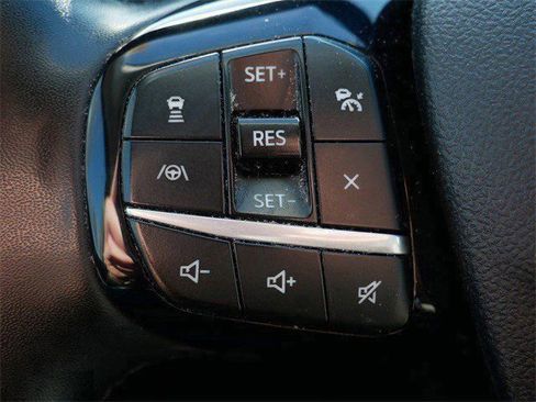 Used 2022 Ford Escape SE w/ SE Sport Appearance Package image 25