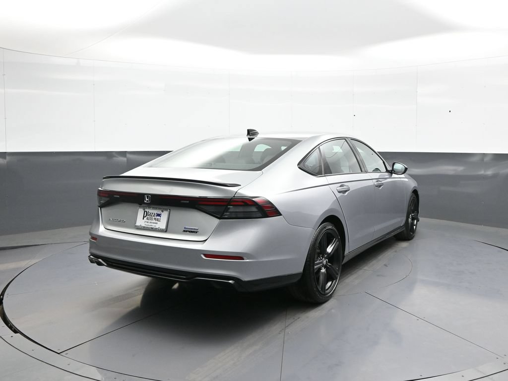 Used 2024 Honda Accord Sport image 6
