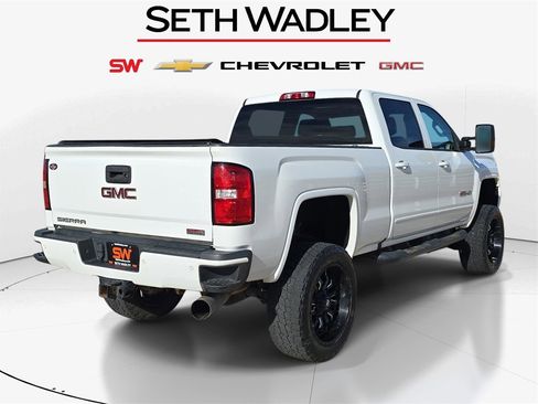 Used 2019 GMC Sierra 2500 SLT w/ Duramax Plus Package image 8