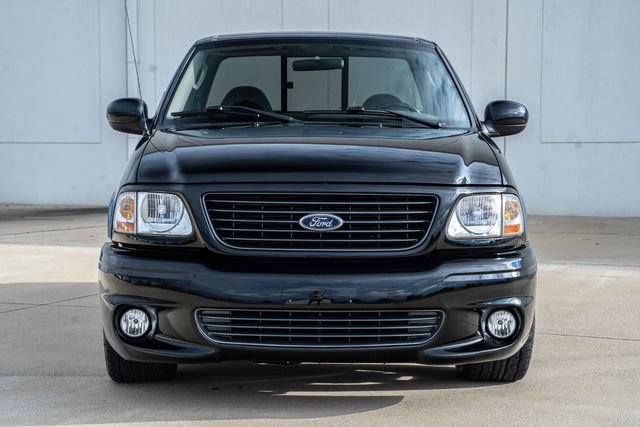 Used 2003 Ford F150 Lightning RWD image 7