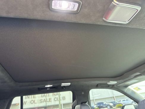 Used 2024 Cadillac Escalade Sport Platinum w/ LPO, ONYX Package image 10