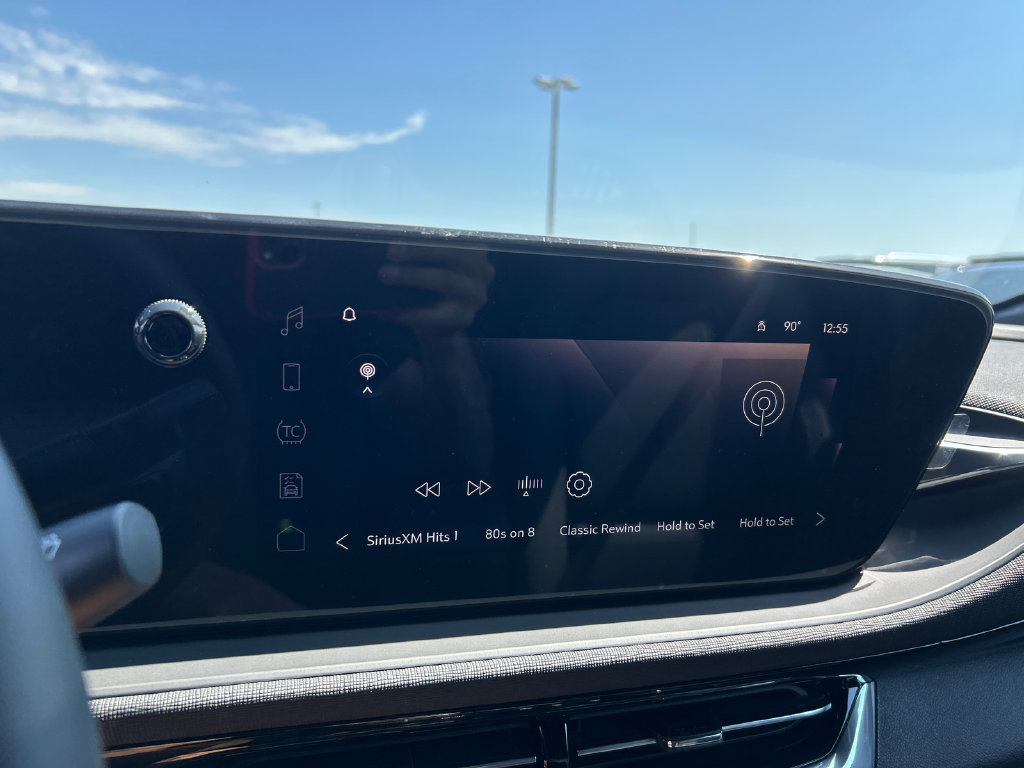 New 2026 Buick Envista Sport Touring w/ Convenience I Package FWD image 23