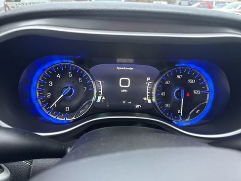 New 2026 Chrysler Pacifica Select image 12