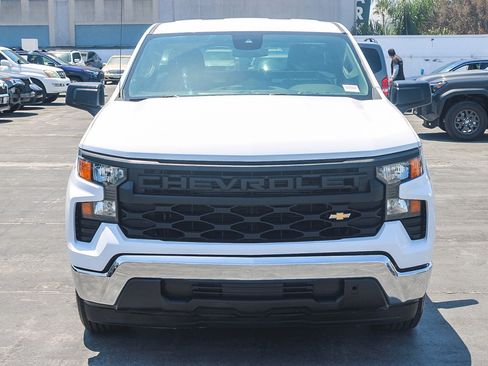 Used 2022 Chevrolet Silverado 1500 W/T RWD image 2