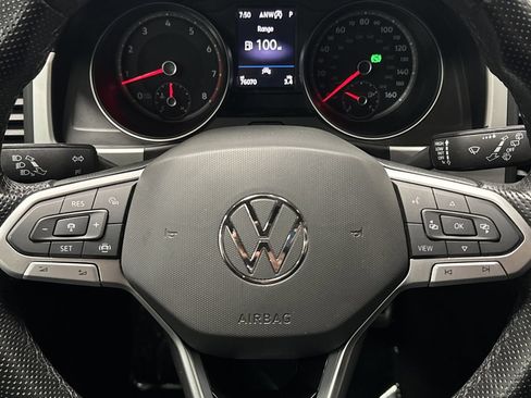 Used 2021 Volkswagen Atlas Cross Sport SE w/ Panoramic Sunroof Package FWD image 16