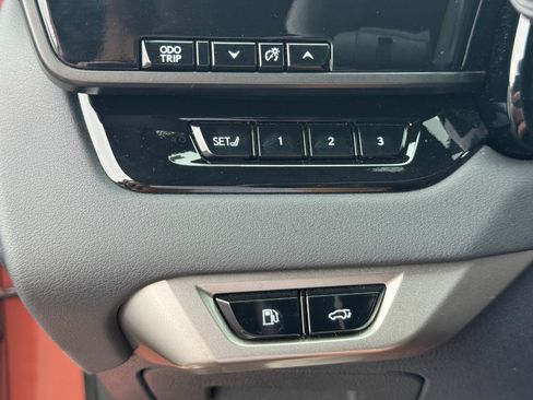 Used 2023 Lexus RX 350 Premium Plus w/ Accessory Package AWD/4WD image 23