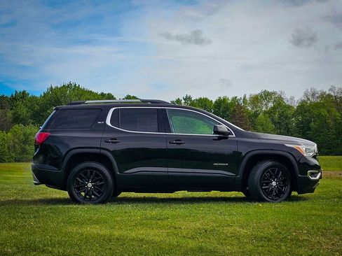 Used 2019 GMC Acadia SLT AWD/4WD image 2