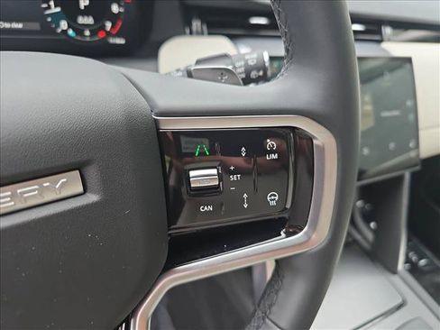 Certified 2025 Land Rover Discovery Sport S AWD/4WD image 19