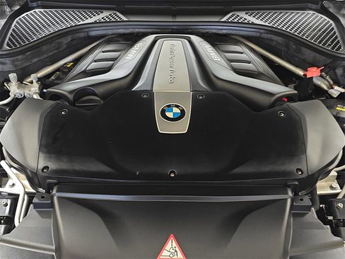 Used 2017 BMW X5 xDrive50i image 34