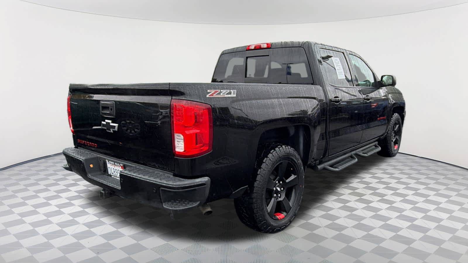 Used 2017 Chevrolet Silverado 1500 LTZ Z71 w/ Redline Edition AWD/4WD image 5